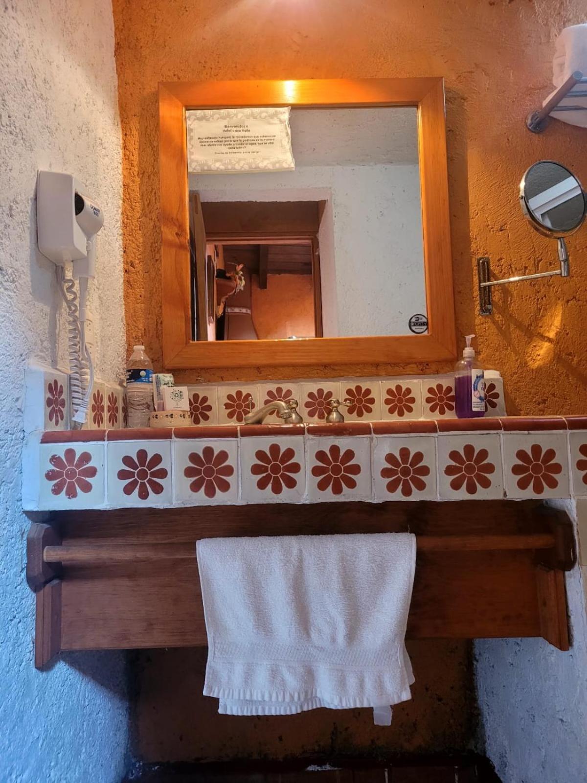 ואלה דה בראבו Hotel Casa Valle מראה חיצוני תמונה