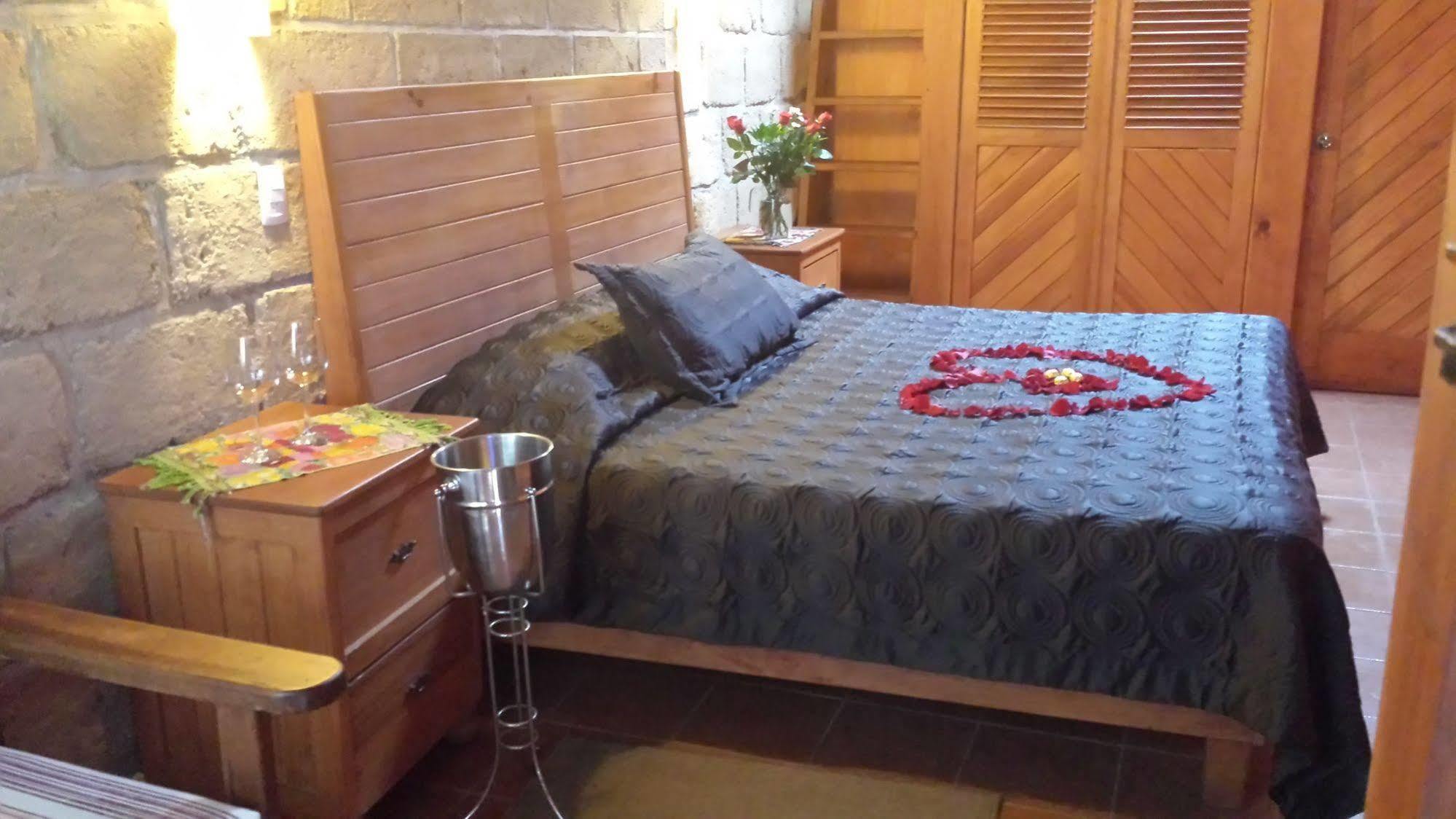 ואלה דה בראבו Hotel Casa Valle מראה חיצוני תמונה